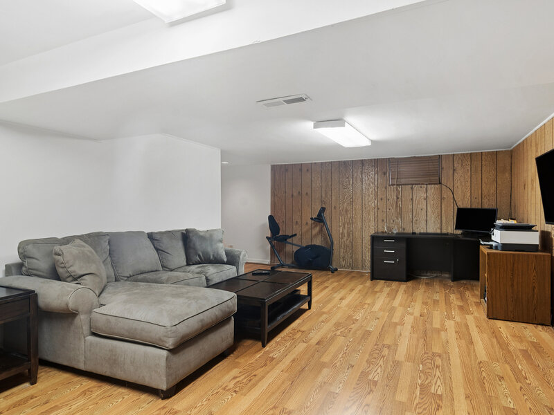 211 Blackhawk Road Highland Park IL 60035