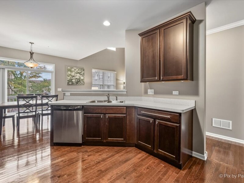 234 Bennett Drive Carol Stream IL 60188