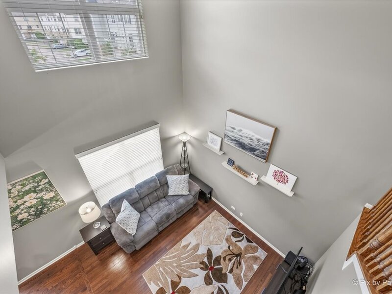 234 Bennett Drive Carol Stream IL 60188