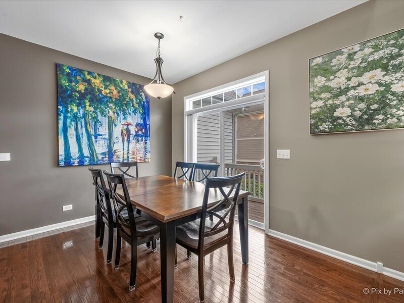 234 Bennett Drive Carol Stream IL 60188