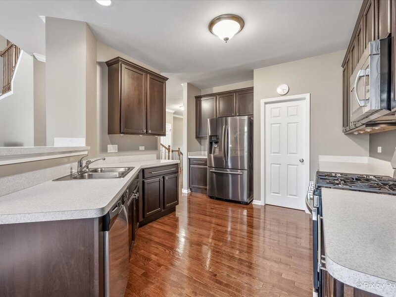 234 Bennett Drive Carol Stream IL 60188