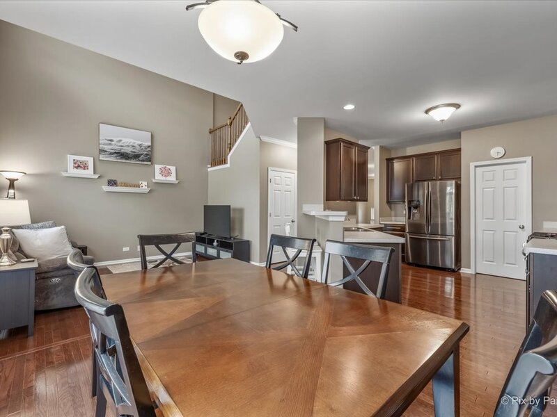 234 Bennett Drive Carol Stream IL 60188