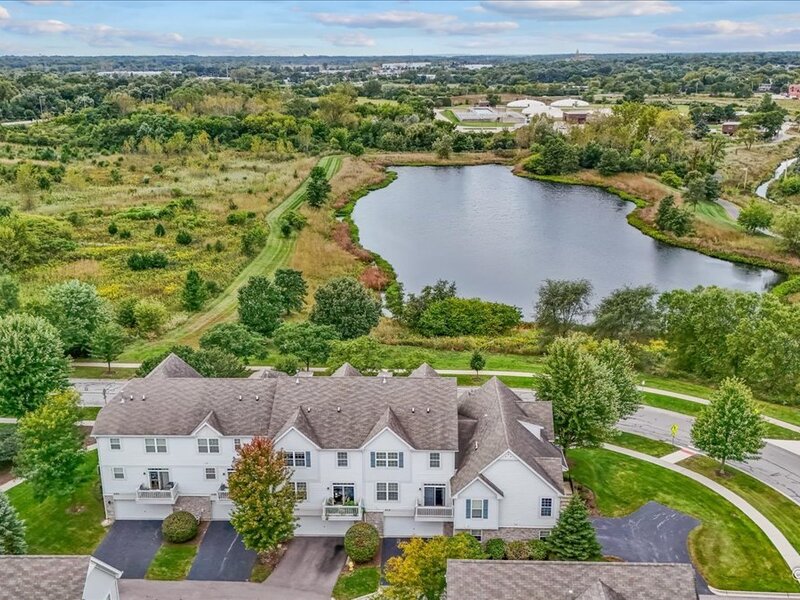 234 Bennett Drive Carol Stream IL 60188