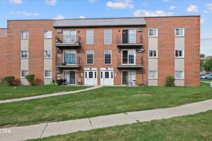 Photo of 135 W Elk Trail Carol Stream IL 60188 Unit 135