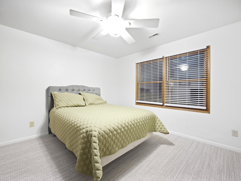 1442 Ridge Drive Sycamore IL 60178