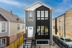 Photo of 4241 W Walton Street Chicago IL 60651