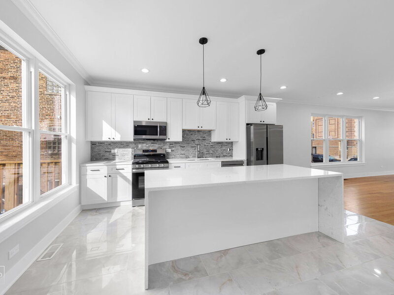 4241 W Walton Street Chicago IL 60651