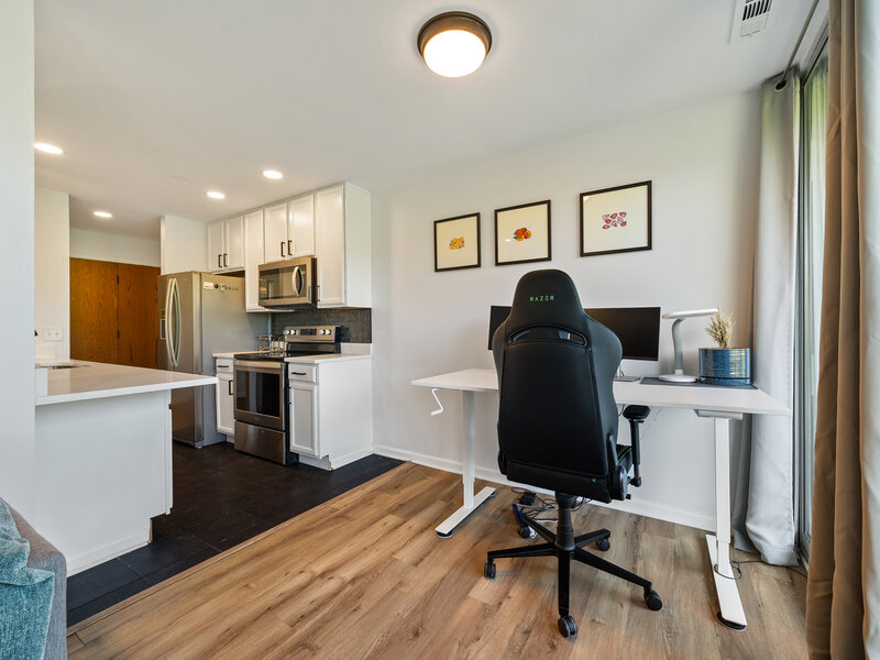 6010 Oakwood Drive Lisle IL 60532