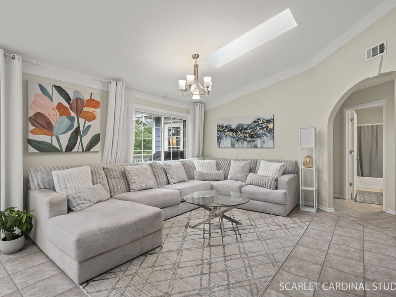 2522 Charleston Drive Schaumburg IL 60193