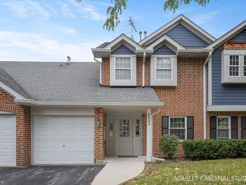 2522 Charleston Drive Schaumburg IL 60193