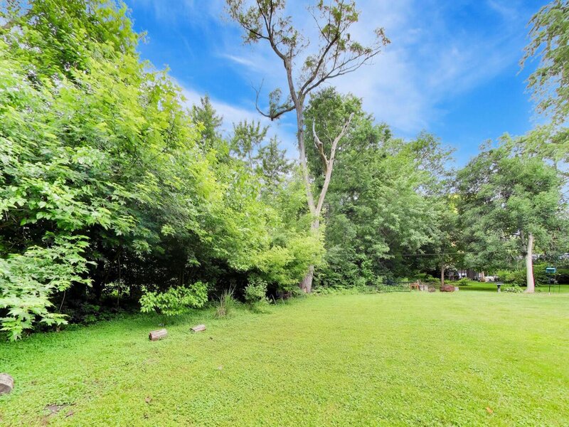 2288 S Westwood Lane Palatine IL 60067