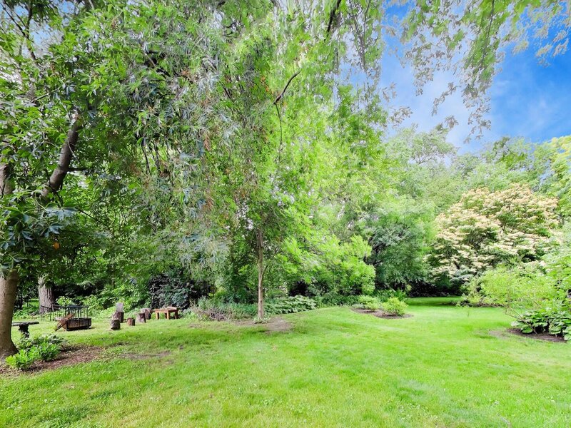 2288 S Westwood Lane Palatine IL 60067