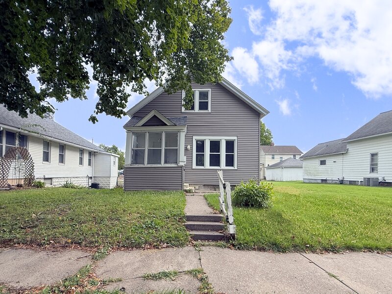 1125 37th Street Rock Island IL 61201