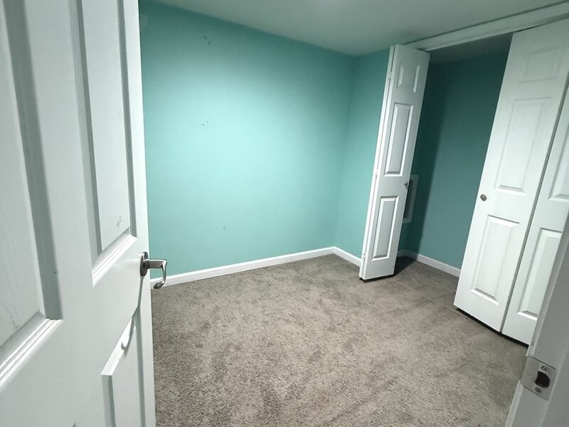 1305 Glenwood Road Bloomington IL 61704