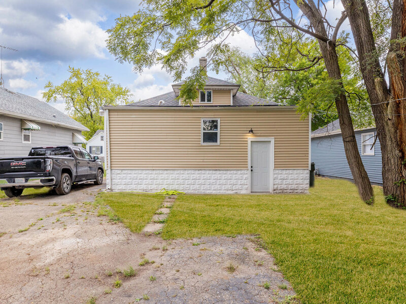 306 Barry Avenue Lockport IL 60441