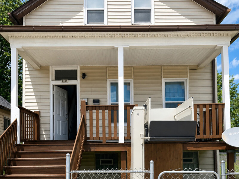 2848 E 79th Street Chicago IL 60649