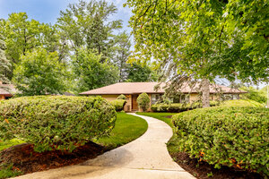 Photo of 254 Wing Park Boulevard Elgin IL 60123
