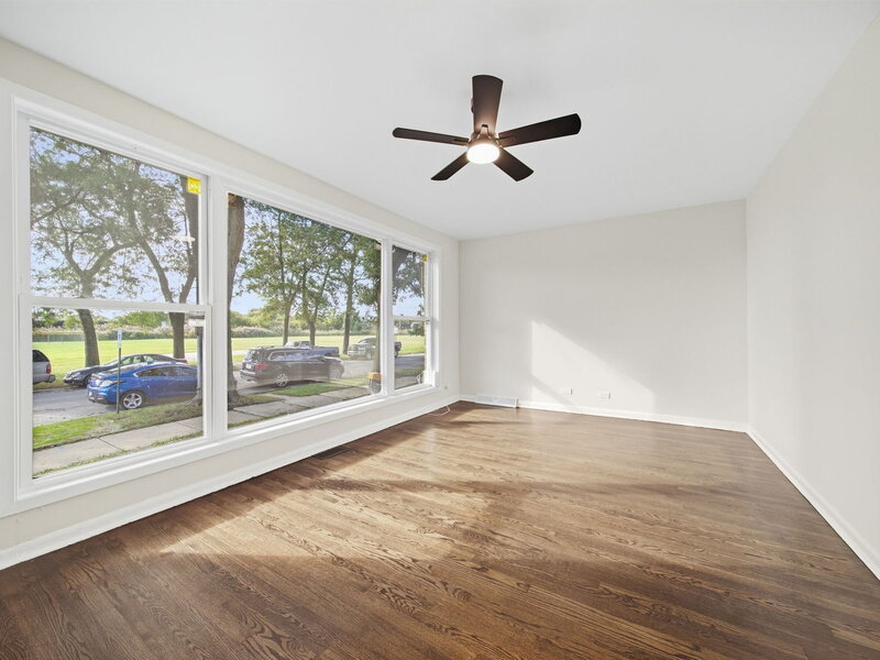 12343 S Lincoln Street Calumet Park IL 60827