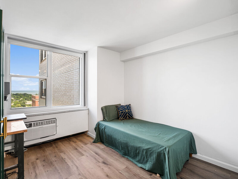4250 N Marine Drive Chicago IL 60613