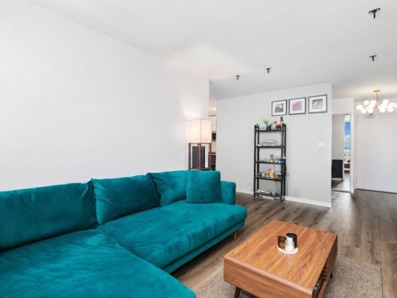 4250 N Marine Drive Chicago IL 60613