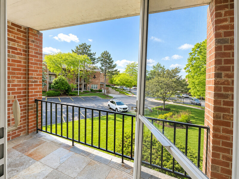 520 Biesterfield Road Elk Grove Village IL 60007