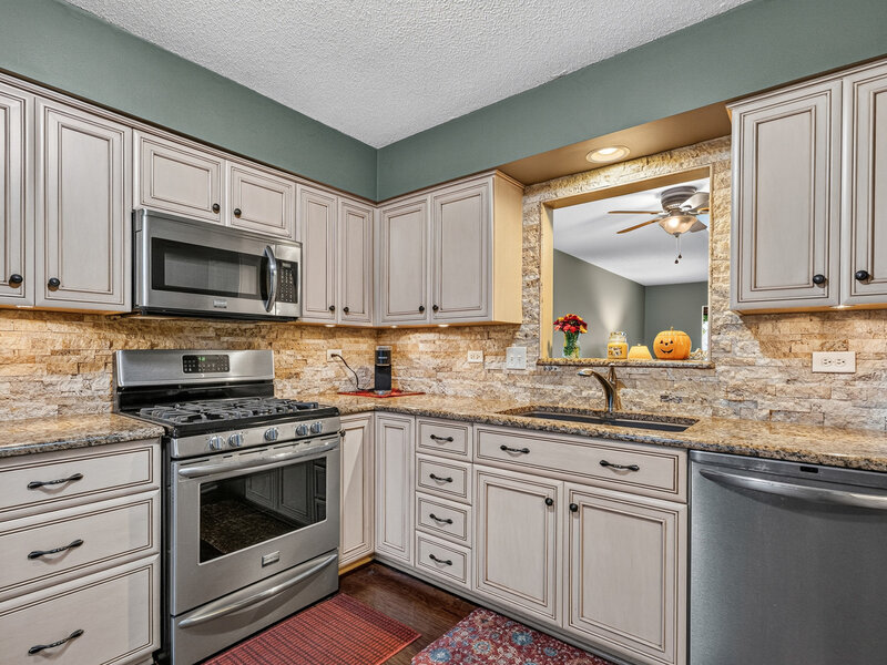 818 Shagbark Road New Lenox IL 60451