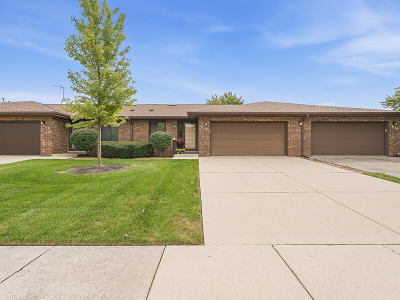 818 Shagbark Road New Lenox IL 60451