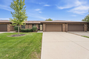 Photo of 818 Shagbark Road New Lenox IL 60451