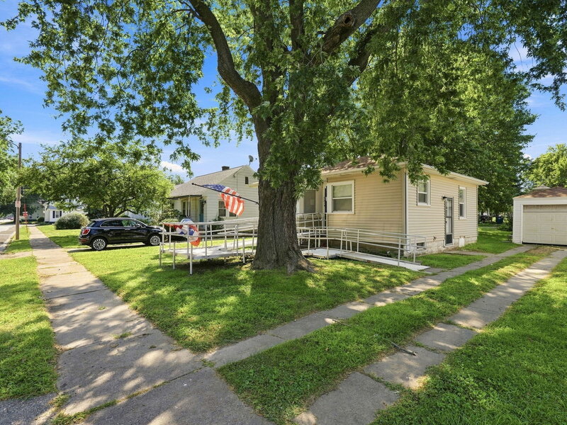 331 W 29th Street Davenport IA 52803