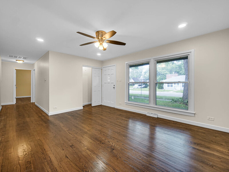 16801 Head Avenue Hazel Crest IL 60429