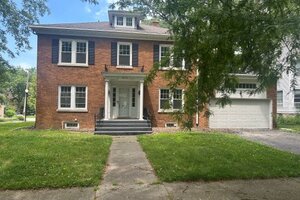 Photo of 895 S Greenwood Avenue Kankakee IL 60901