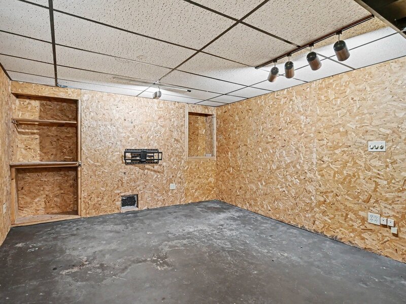 895 S Greenwood Avenue Kankakee IL 60901