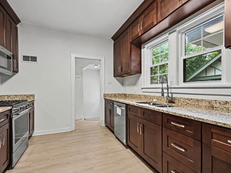 895 S Greenwood Avenue Kankakee IL 60901