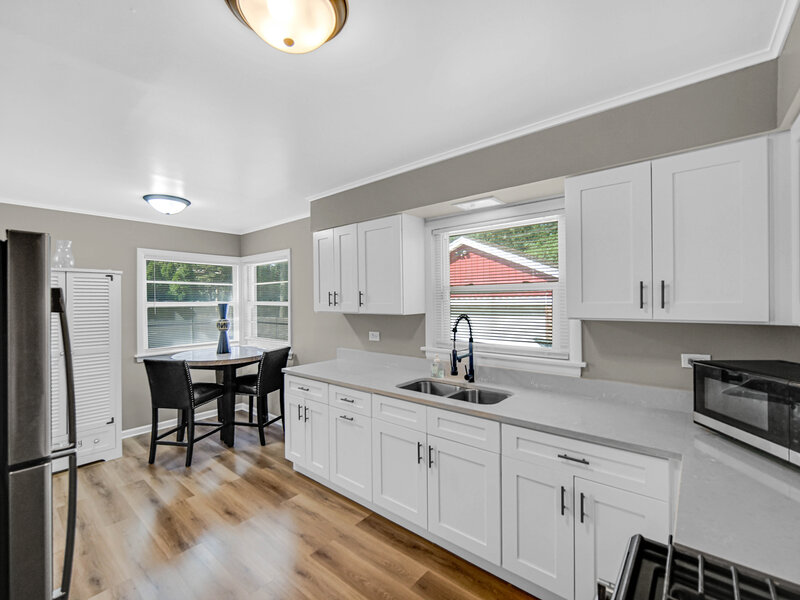 618 Dundee Avenue Flossmoor IL 60422