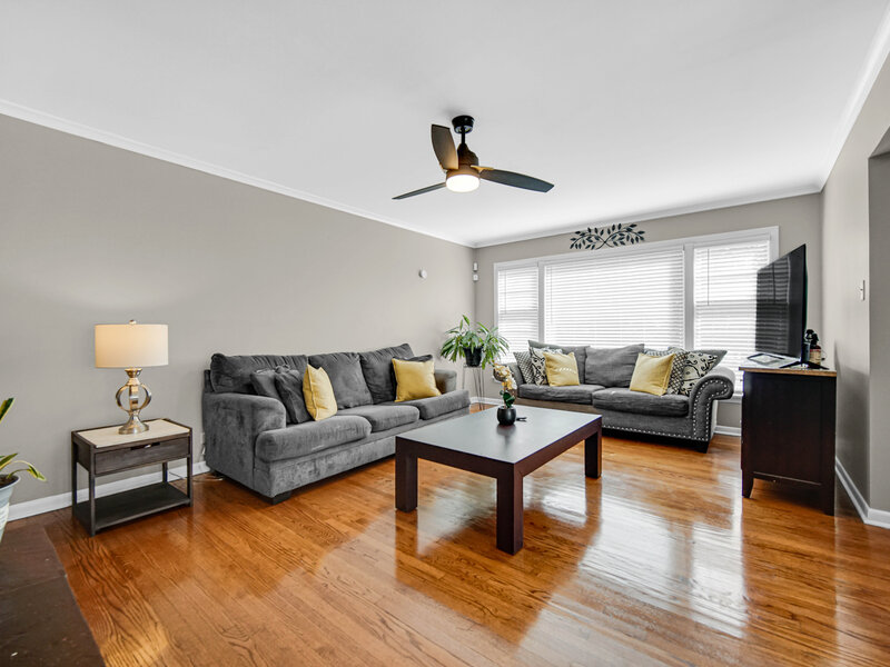 618 Dundee Avenue Flossmoor IL 60422