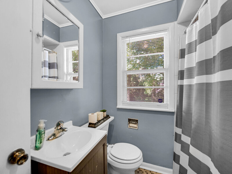 618 Dundee Avenue Flossmoor IL 60422