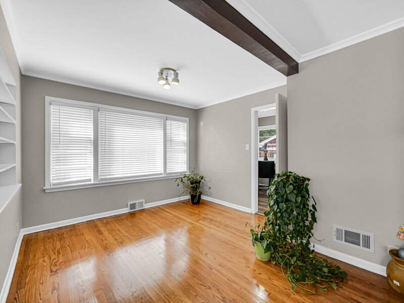 618 Dundee Avenue Flossmoor IL 60422