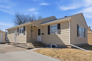 Photo of 2550 26th Street Rock Island IL 61201