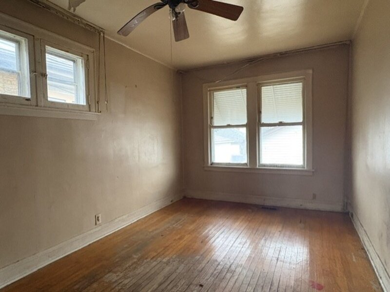 7553 S Paulina Street Chicago IL 60620