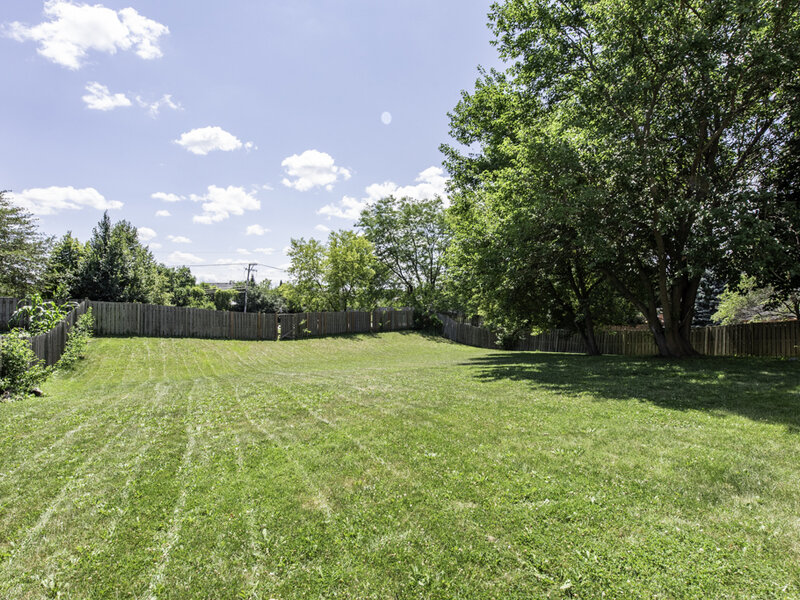 364 Churchill Lane Gurnee IL 60031