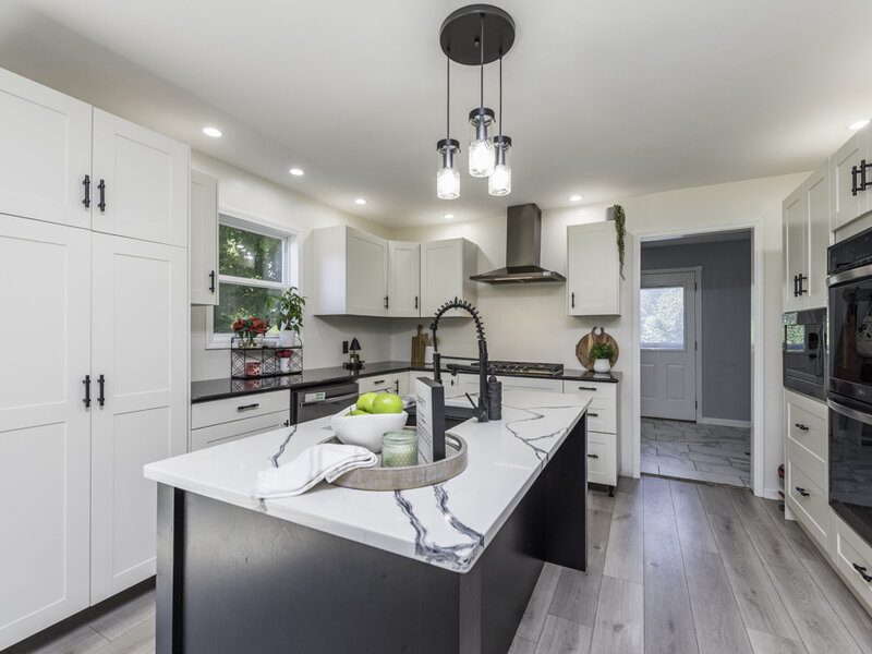 364 Churchill Lane Gurnee IL 60031