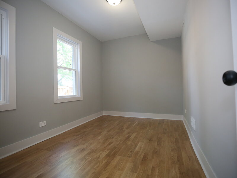 3455 N Orange Avenue Chicago IL 60634
