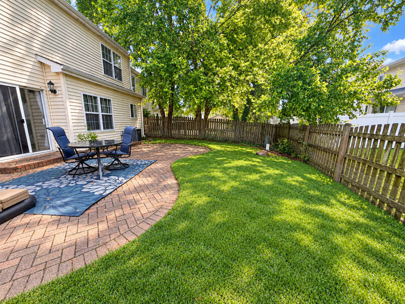 713 Crossland Drive Grayslake IL 60030