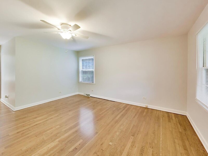 1117 Summit Hills Lane Naperville IL 60563