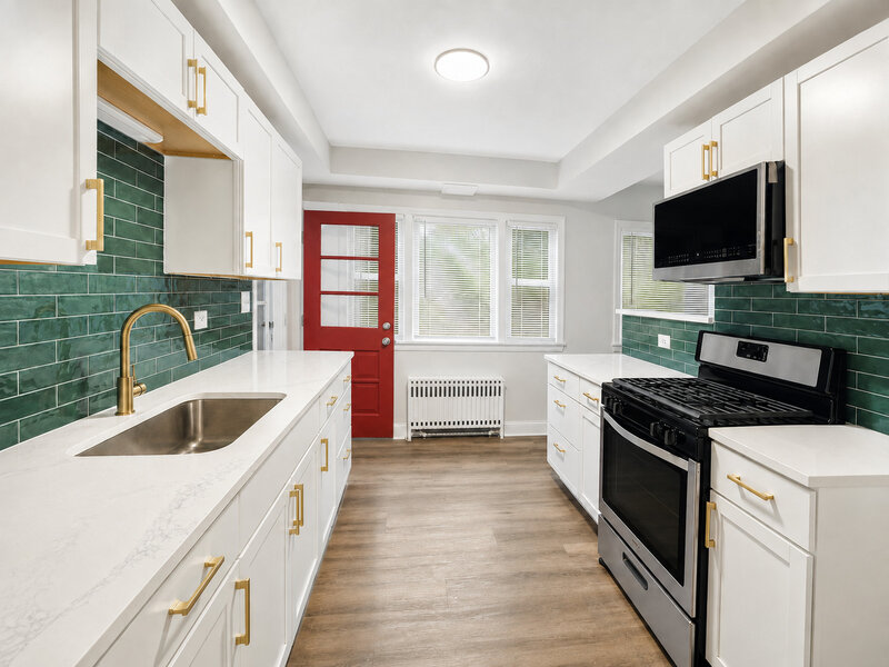 2811 Forest Lane Waukegan IL 60087