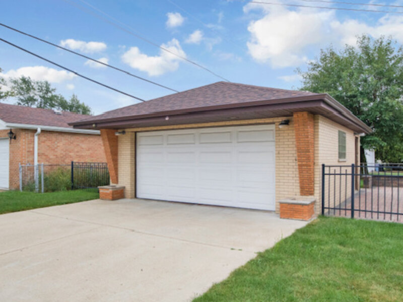 8901 S 49th Court Oak Lawn IL 60453