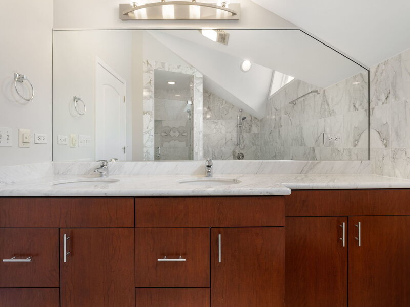 4427 S Oakenwald Avenue Chicago IL 60653