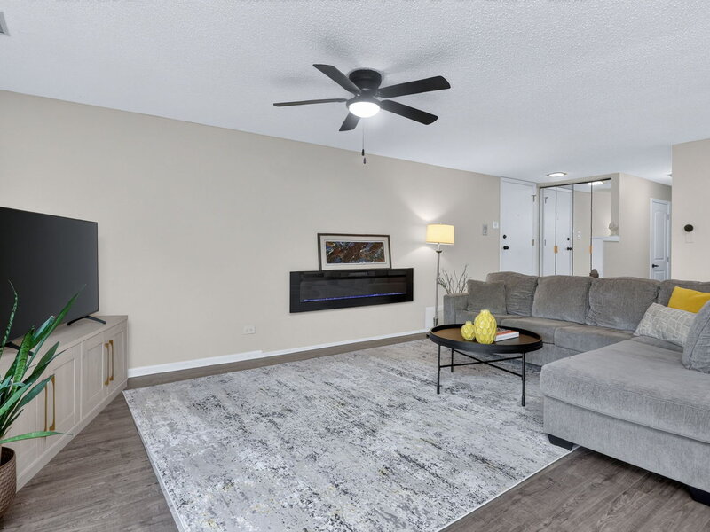 8255 Juniper Court Palos Hills IL 60465