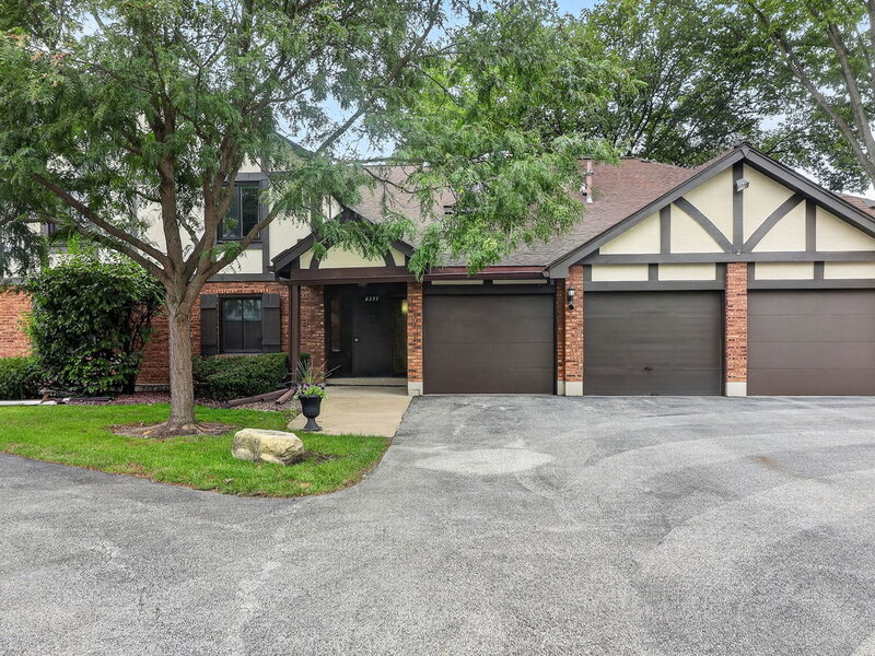 8255 Juniper Court Palos Hills IL 60465