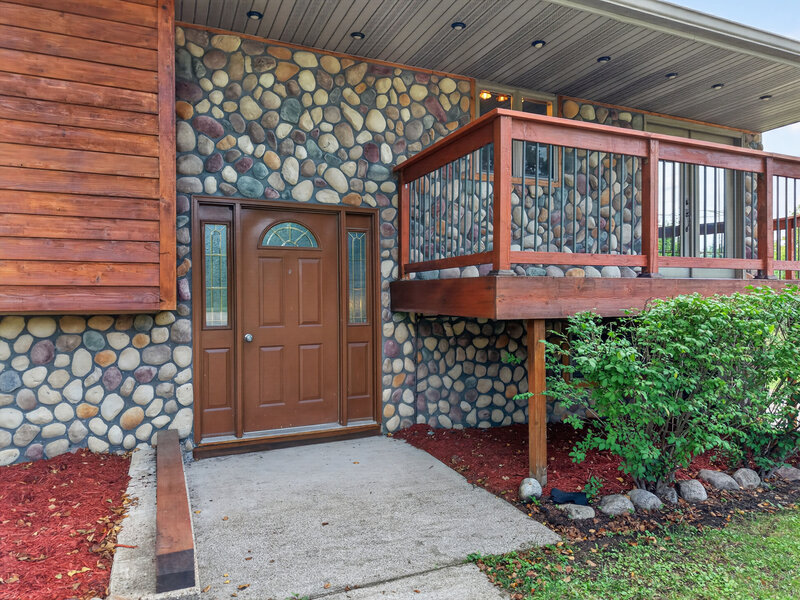 159 N Main Street Seneca IL 61360
